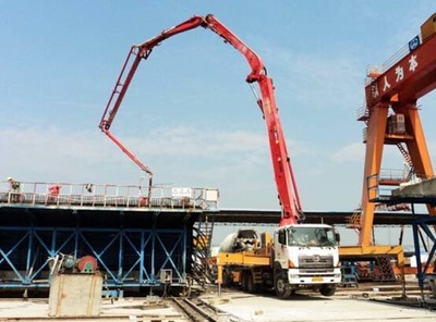 徐工施維英泵車助力中國“高鐵時代” 聯達機械